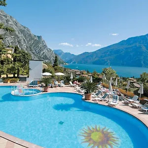 San Pietro 4*, Limone sul Garda Italy