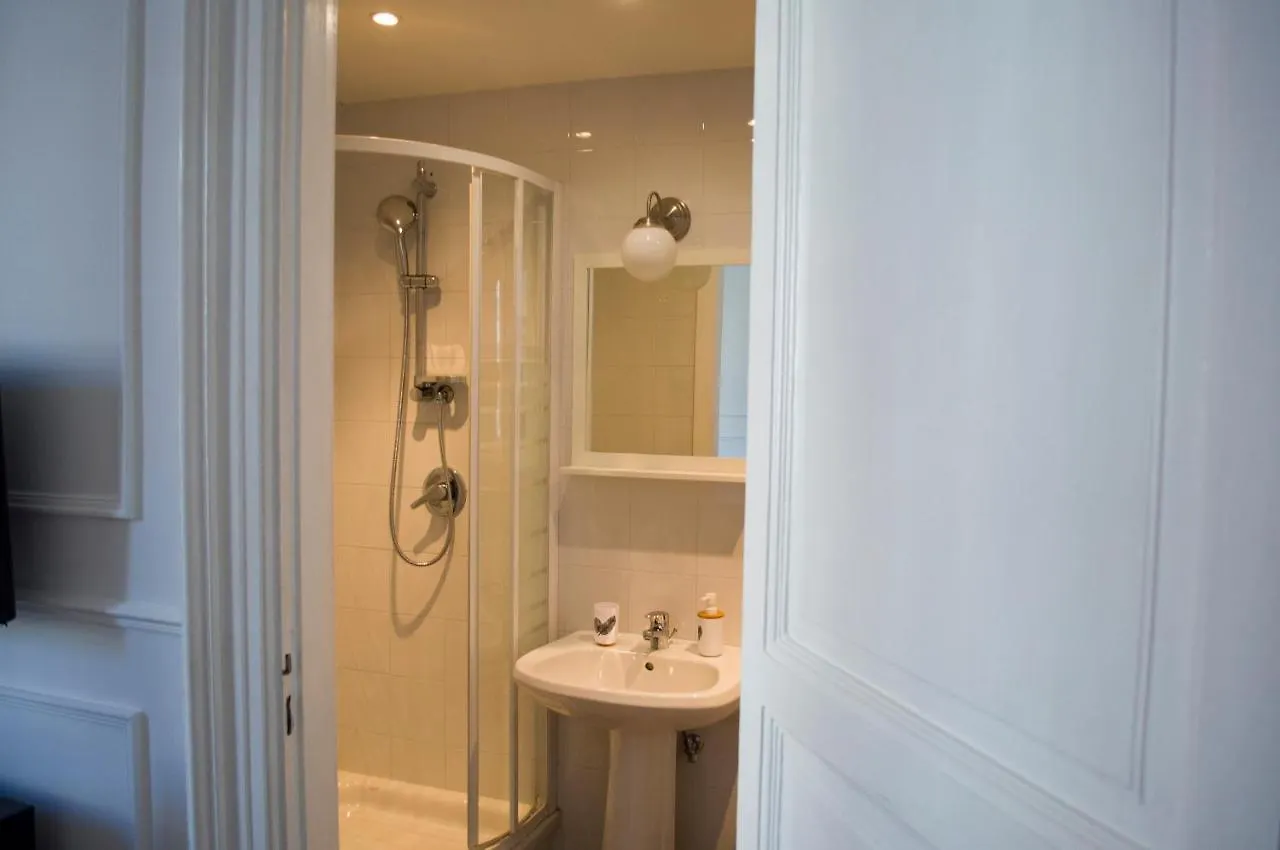 Guest house Relais Mazzini Hotel Rome Italy